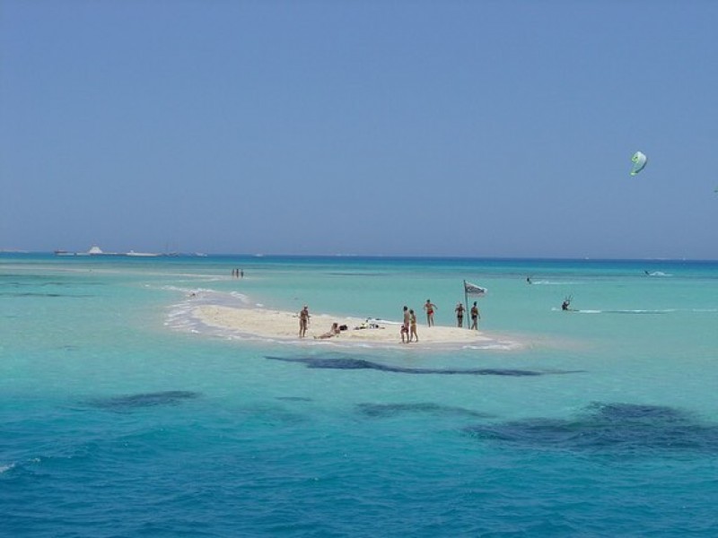 TIRAN ISLAND BY BOAT