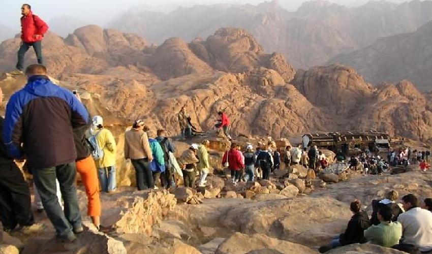 LA SUBIDA DEL MONTE SINAI